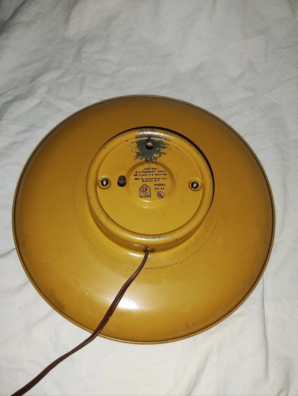 Vintage United Clocks USA New York Gold Leaf Plate Clock Tested 10 1/2